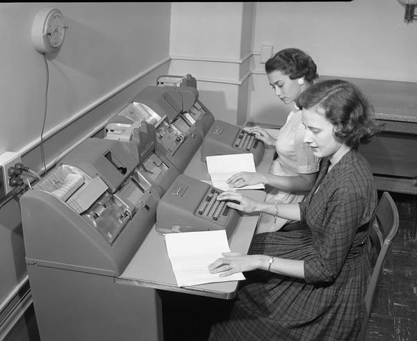 The History of the Terminal: From Teletype to Command Line